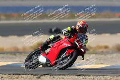 media/Apr-10-2022-SoCal Trackdays (Sun) [[f104b12566]]/Turn 14 (10am)/